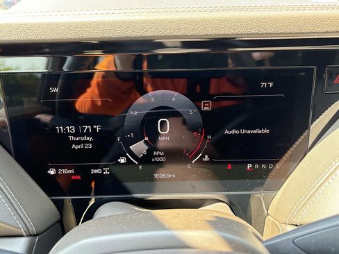 Used 2025 GMC Yukon XL Elevation w/ Technology Package AWD/4WD image 23