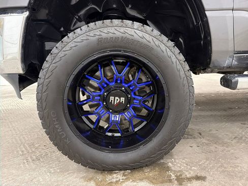 Used 2019 RAM 1500 Big Horn AWD/4WD image 11