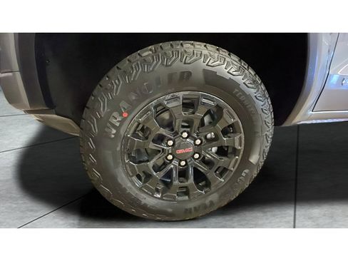 New 2026 GMC Canyon Elevation w/ Convenience Package image 19