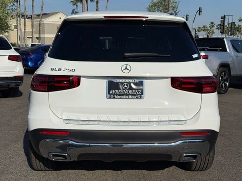 New 2026 Mercedes-Benz GLB 250 image 13