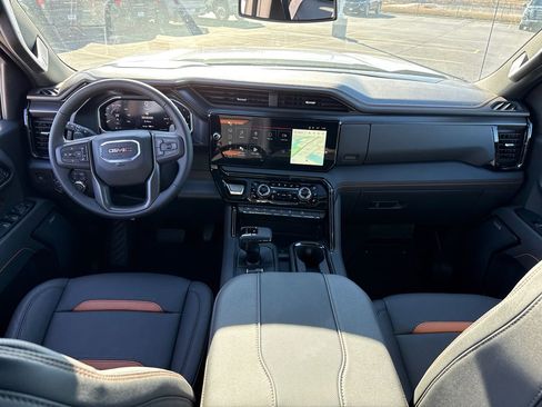 New 2026 GMC Sierra 1500 AT4 w/ AT4 Premium Package AWD/4WD image 32