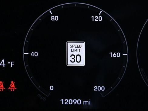 Certified 2023 Porsche Taycan 4S image 14