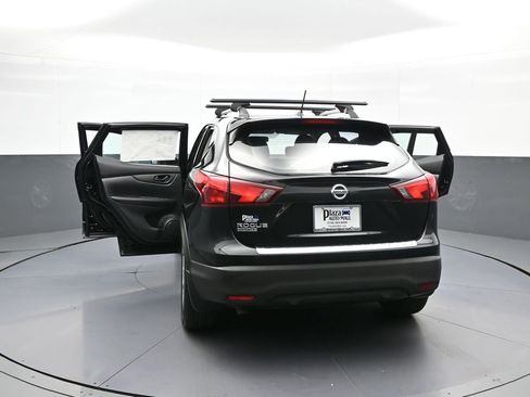 Used 2017 Nissan Rogue Sport S w/ S Appearance Package FWD image 45