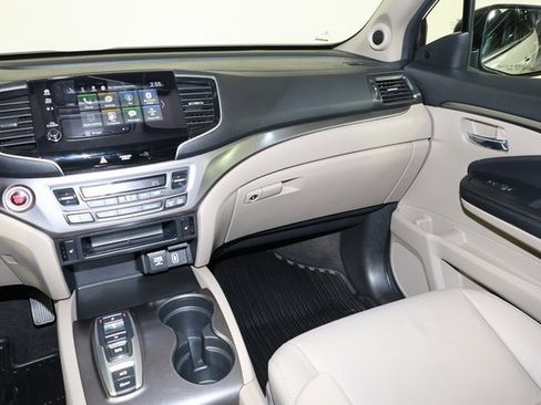 Used 2022 Honda Pilot EX-L image 11