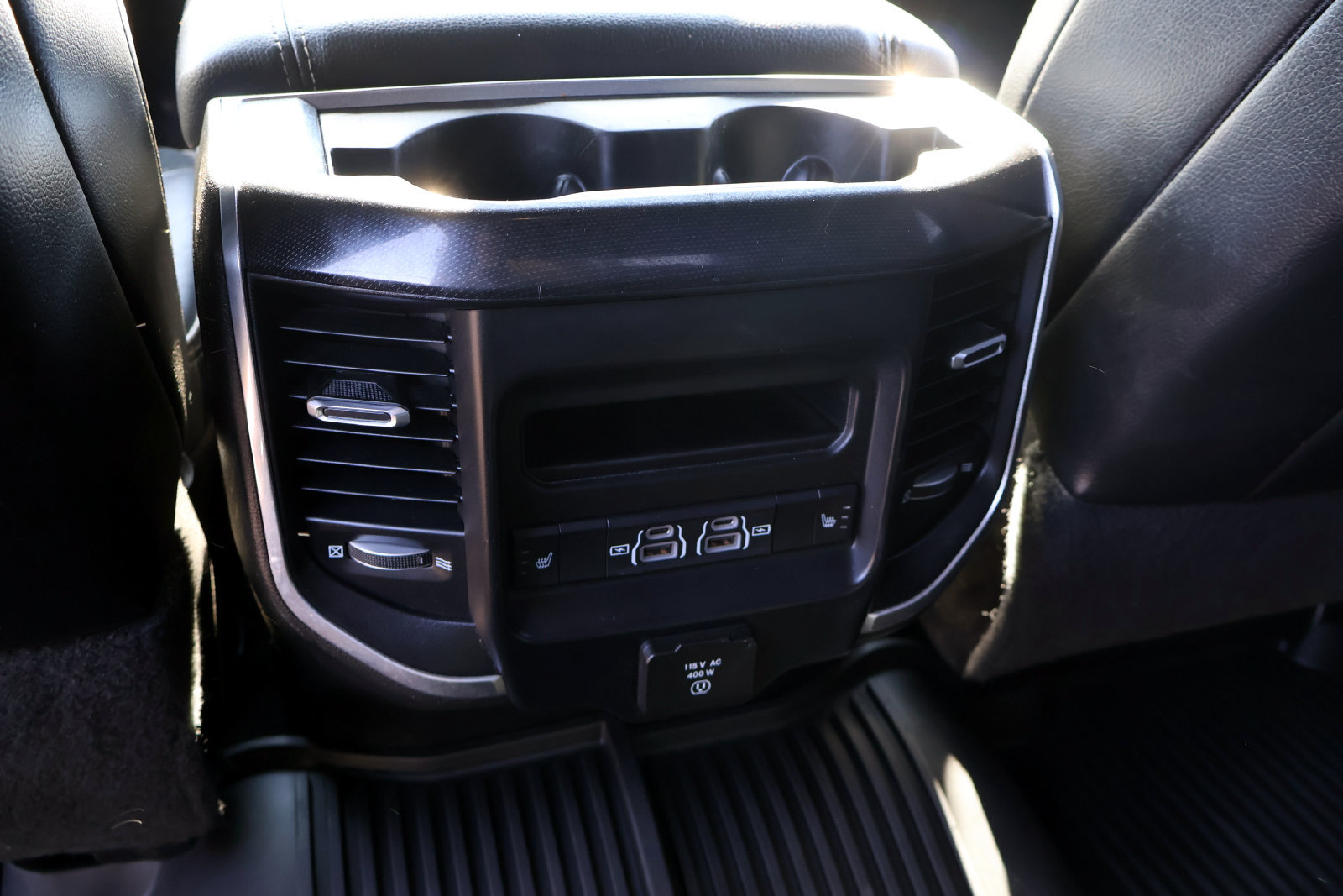 Used 2021 RAM 2500 Laramie AWD/4WD image 15