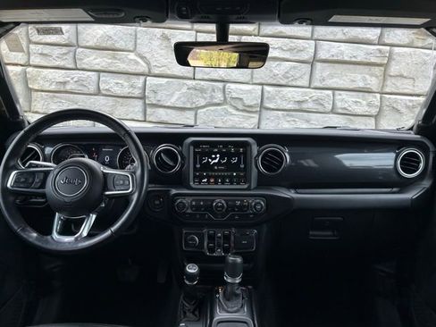 Certified 2022 Jeep Wrangler Unlimited Sahara AWD/4WD image 10