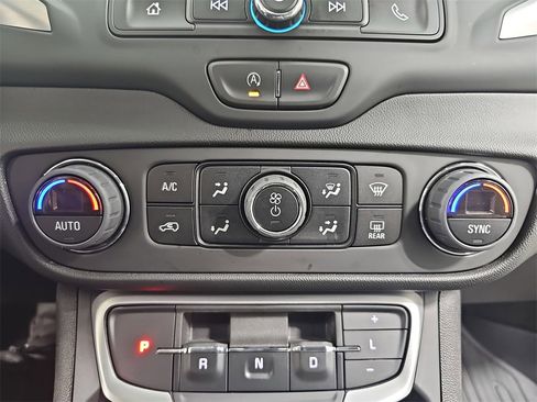 Certified 2023 GMC Terrain SLE w/ Driver Convenience Package image 29