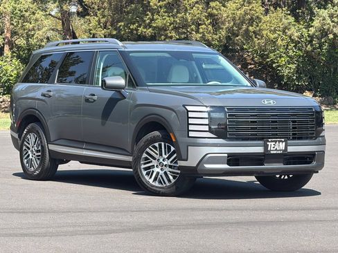 Used 2026 Hyundai Palisade SEL AWD/4WD image 2
