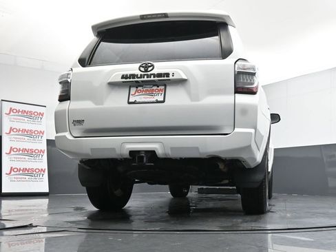Used 2021 Toyota 4Runner SR5 image 30