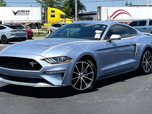 Used 2022 Ford Mustang Premium w/ Equipment Group 201A RWD image 7