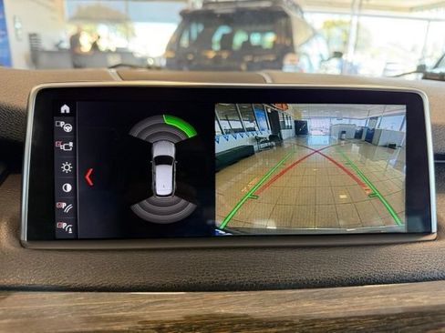 Used 2018 BMW X5 xDrive40e AWD/4WD image 18