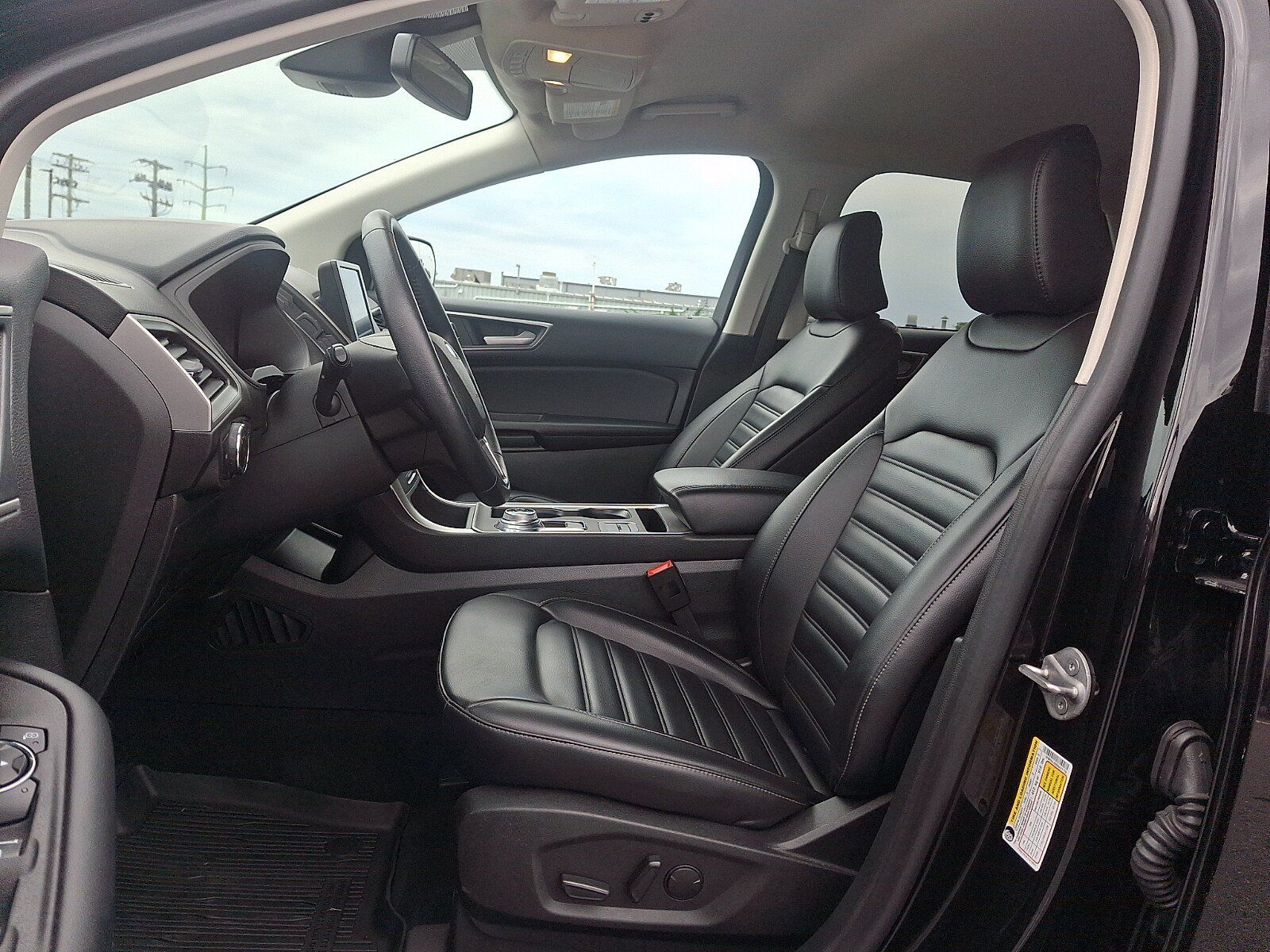 Used 2024 Ford Edge SEL w/ Convenience Package AWD/4WD image 13