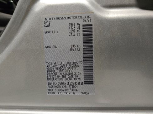 Used 2024 Nissan Altima 2.5 SV image 33