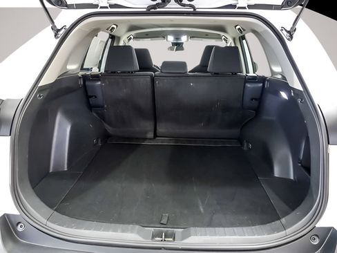 Certified 2025 Toyota RAV4 LE FWD image 19
