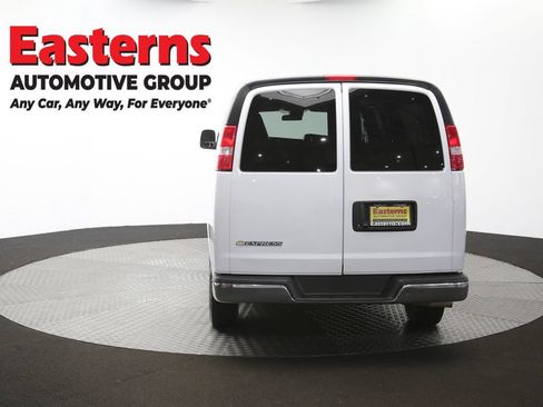 Used 2024 Chevrolet Express 3500 LT w/ LT Preferred Equipment Group RWD image 34
