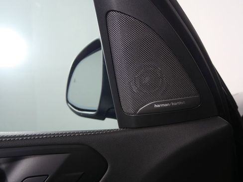 Certified 2024 BMW X5 xDrive50e w/ Premium Package image 9