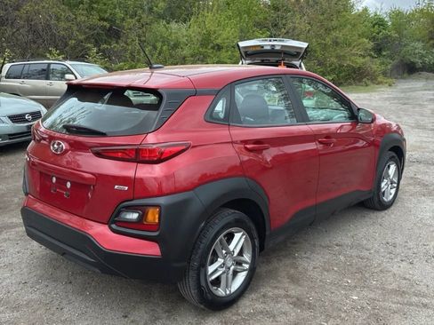 Used 2018 Hyundai Kona SE AWD/4WD image 3