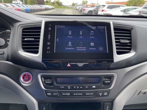 Used 2017 Honda Pilot EX-L image 9