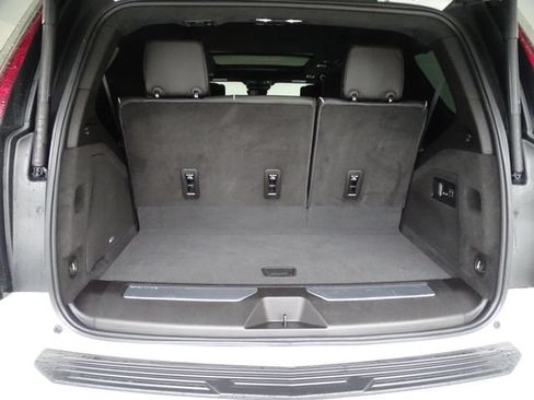 Used 2023 Cadillac Escalade Sport Platinum AWD/4WD image 24