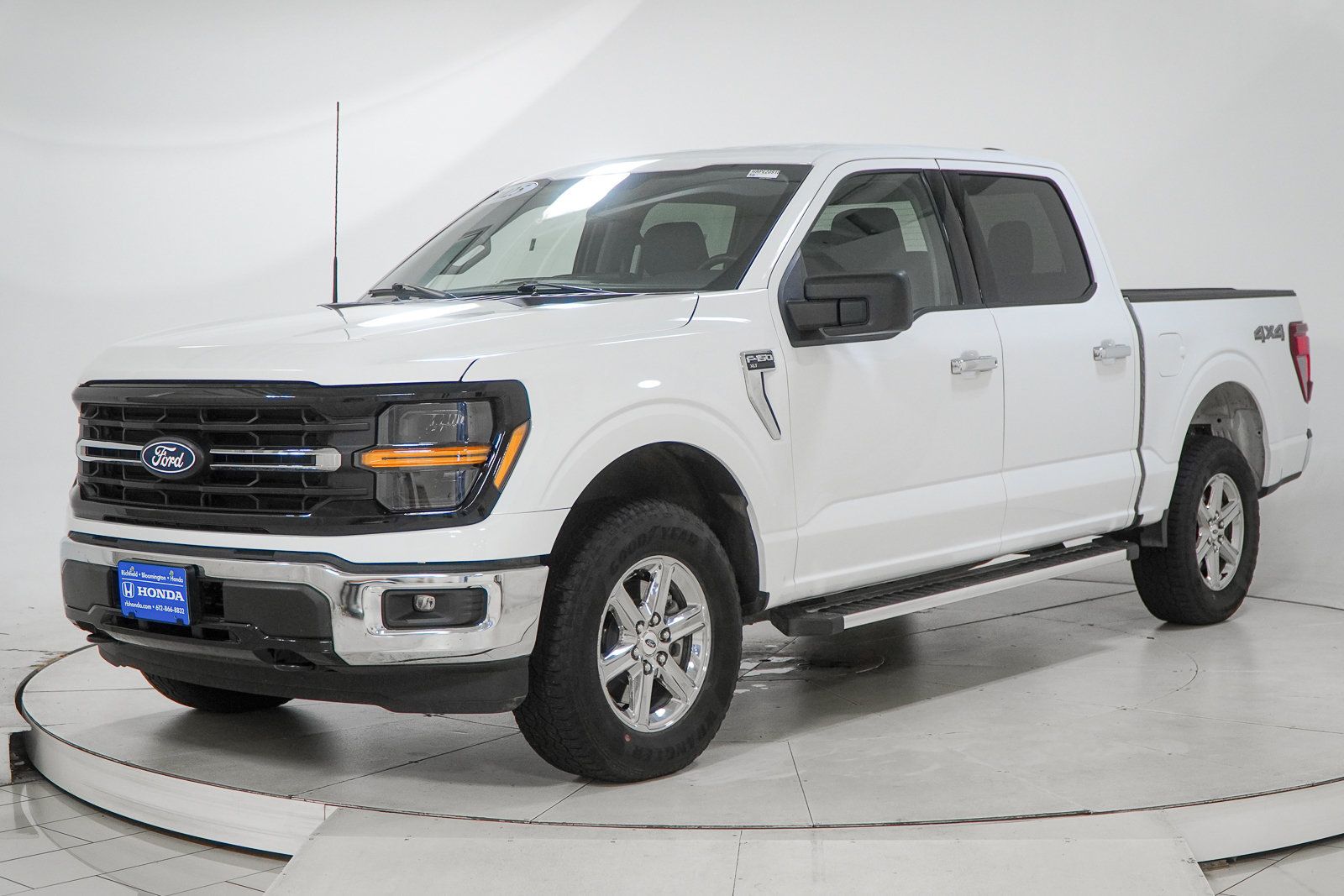 Used 2025 Ford F150 XLT w/ Equipment Group 301A Standard AWD/4WD image 3