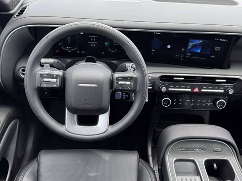 New 2026 Hyundai Palisade Calligraphy FWD image 17