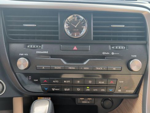 Certified 2022 Lexus RX 350L FWD w/ Premium Package image 19