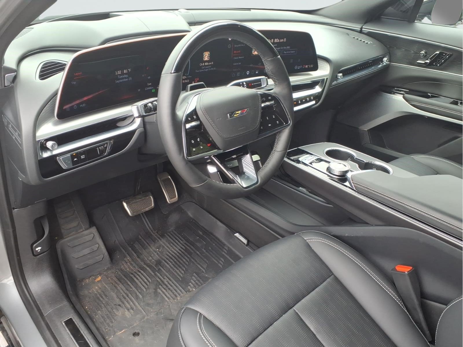 Used 2026 Cadillac Lyriq V AWD/4WD image 28