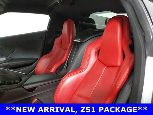 Used 2022 Chevrolet Corvette Stingray Coupe w/ Z51 Performance Package image 15