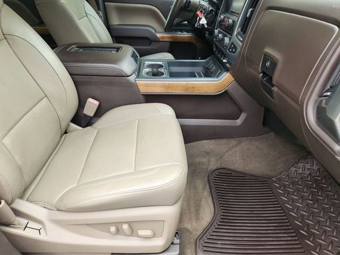 Used 2016 Chevrolet Silverado 1500 LTZ w/ LTZ Plus Package image 27