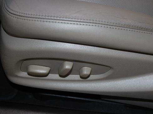 Used 2019 Cadillac CTS Luxury image 11