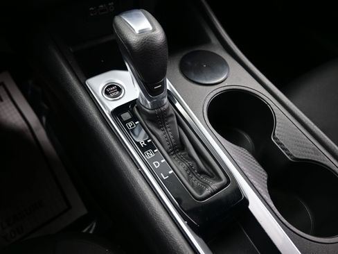 Used 2025 Nissan Altima 2.5 S image 21