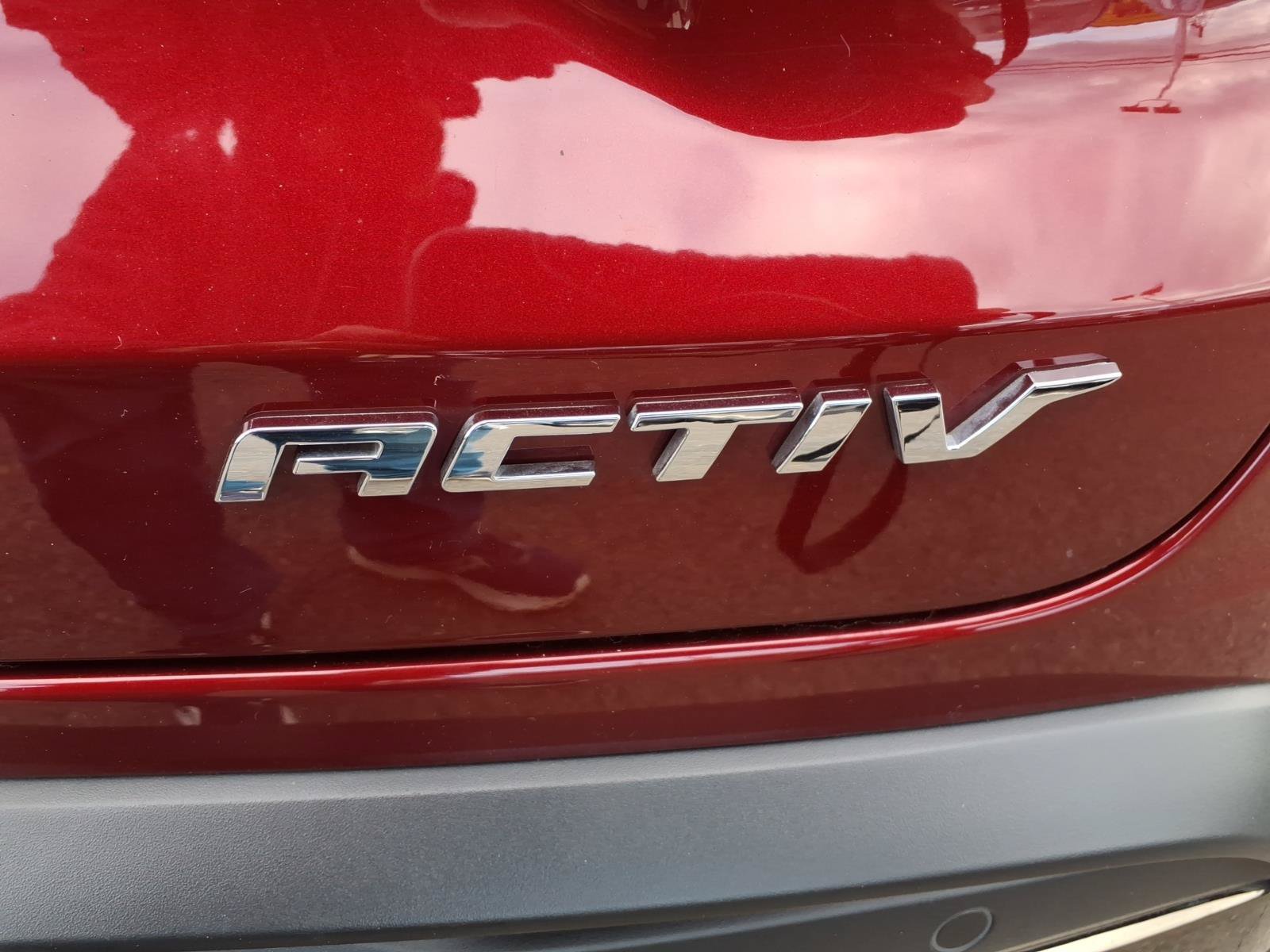 Used 2024 Chevrolet Trax ACTIV w/ Sunroof Package FWD image 19