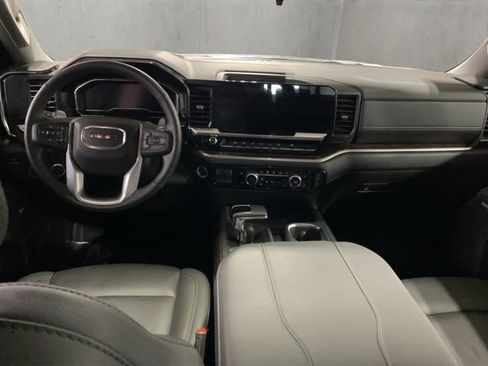 Used 2025 GMC Sierra 1500 Elevation w/ Elevation Premium Package image 19