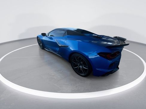 Used 2025 Chevrolet Corvette Z06 image 6