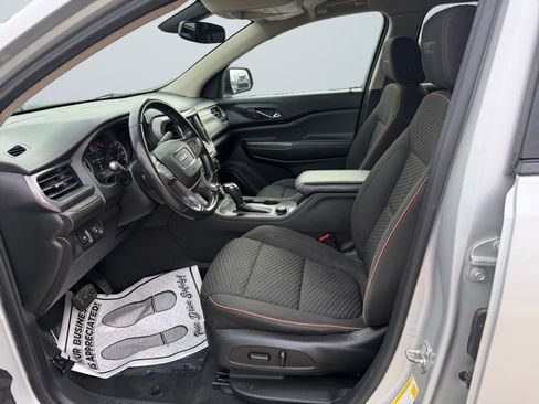 Used 2018 GMC Acadia SLE w/ Driver Alert Package I image 11