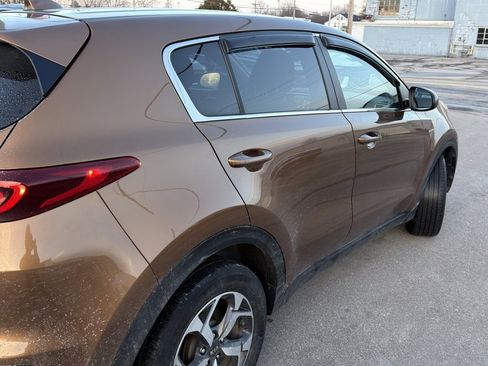 Used 2020 Kia Sportage LX image 7