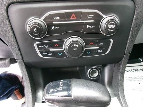 Used 2023 Dodge Charger SXT RWD image 14