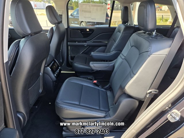 New 2026 Lincoln Aviator AWD image 8