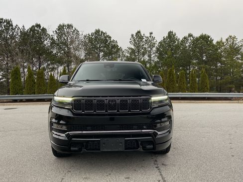 Used 2022 Jeep Grand Wagoneer Series II image 75