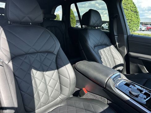 Used 2026 BMW X5 sDrive40i RWD image 16