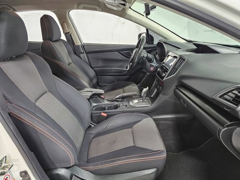 Used 2018 Subaru Crosstrek 2.0i Premium AWD/4WD image 2