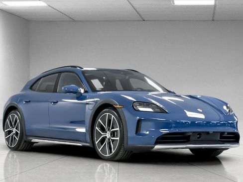 New 2025 Porsche Taycan 4S image 10