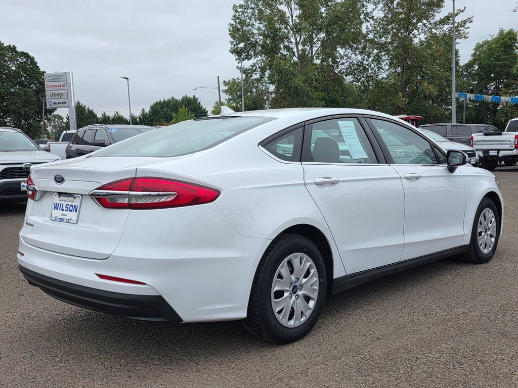 Used 2020 Ford Fusion S FWD image 29