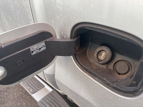 Used 2020 Chevrolet Silverado 1500 RST w/ All-Star Edition image 23