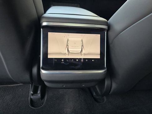 Used 2021 Tesla Model S Plaid image 36