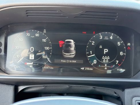 Used 2022 Land Rover Discovery S image 38