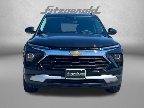 Used 2025 Chevrolet TrailBlazer LT AWD/4WD image 6