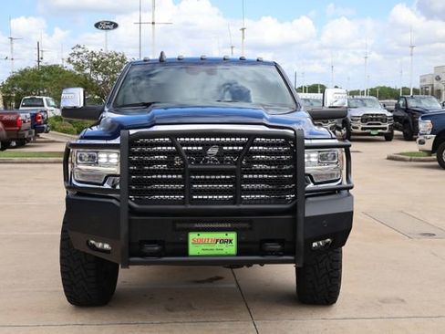 Used 2023 RAM 3500 Limited image 2