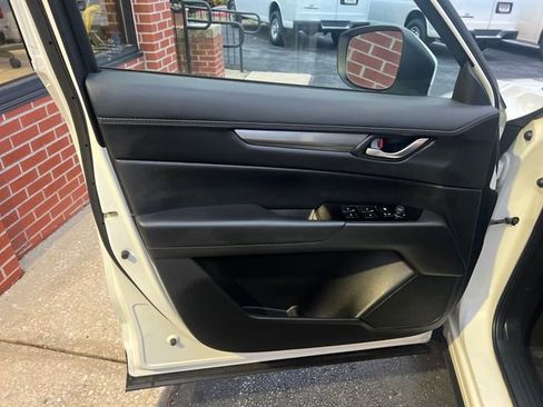 Used 2023 MAZDA CX-5 AWD 2.5 S w/ Preferred Package image 16