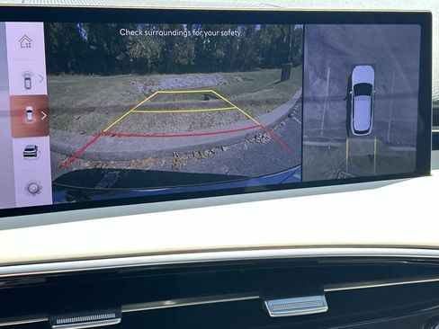New 2027 Genesis GV70 2.5T Advanced AWD/4WD image 36